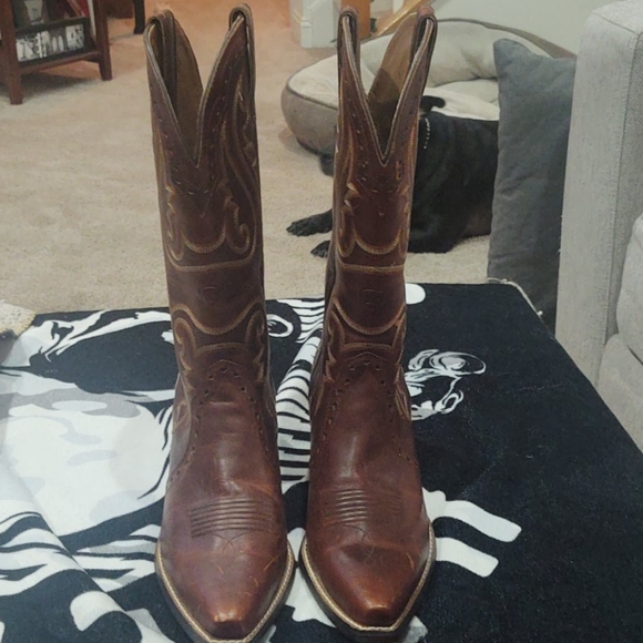 poshmark ariat boots